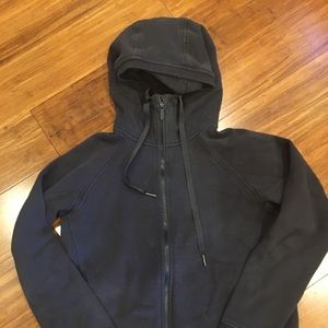 Lululemon scuba hoodie black size 6